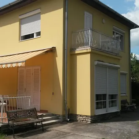 Guest house Csilla Nyaralo