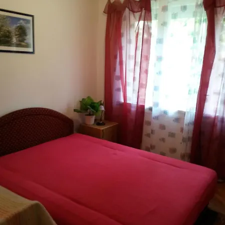 Csilla Nyaralo Guest house *